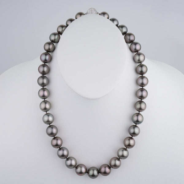 15.0–16.0 mm round Tahitian pearl and diamond necklace on bust
