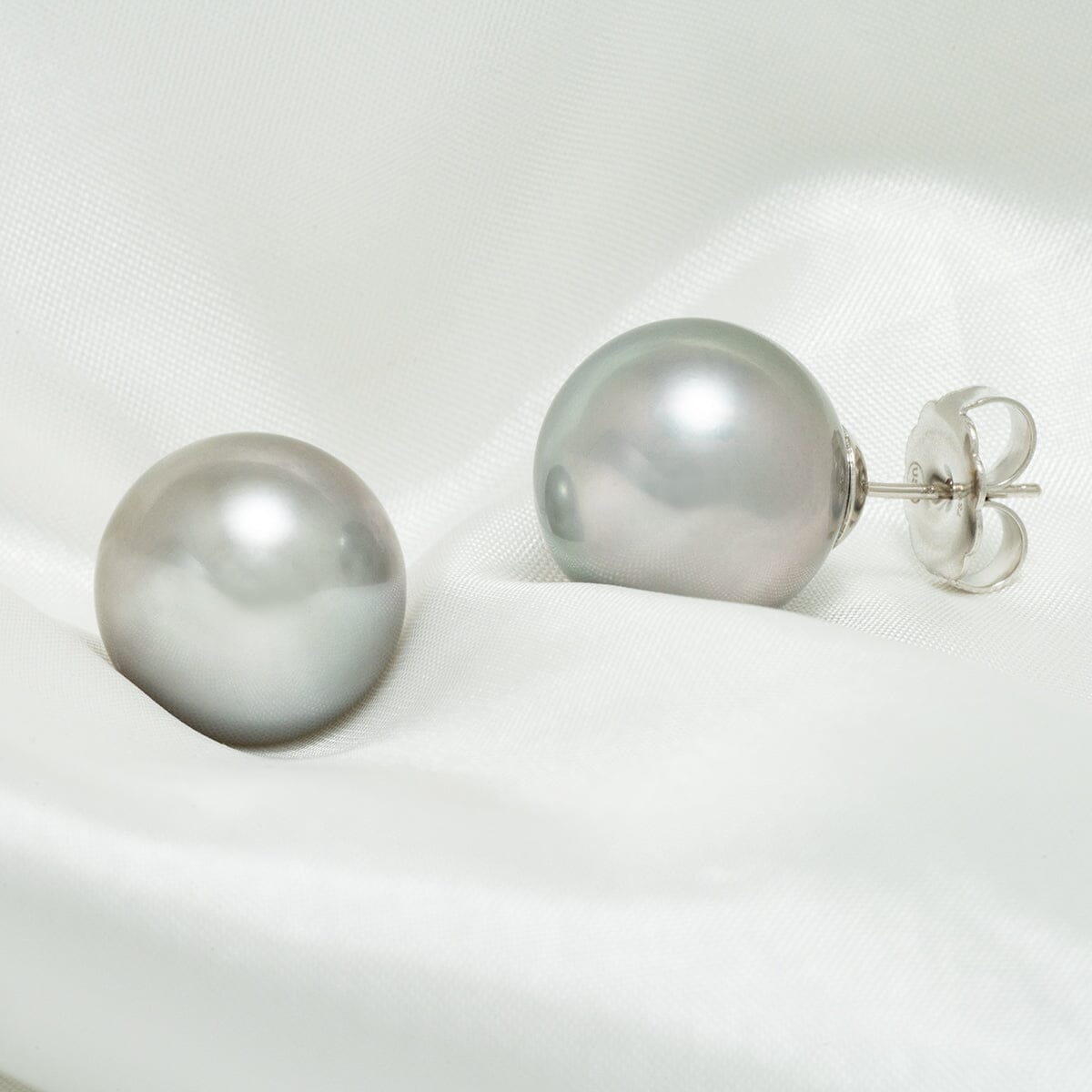 15.0-16.0 mm Tahitian Pearl Stud Earrings