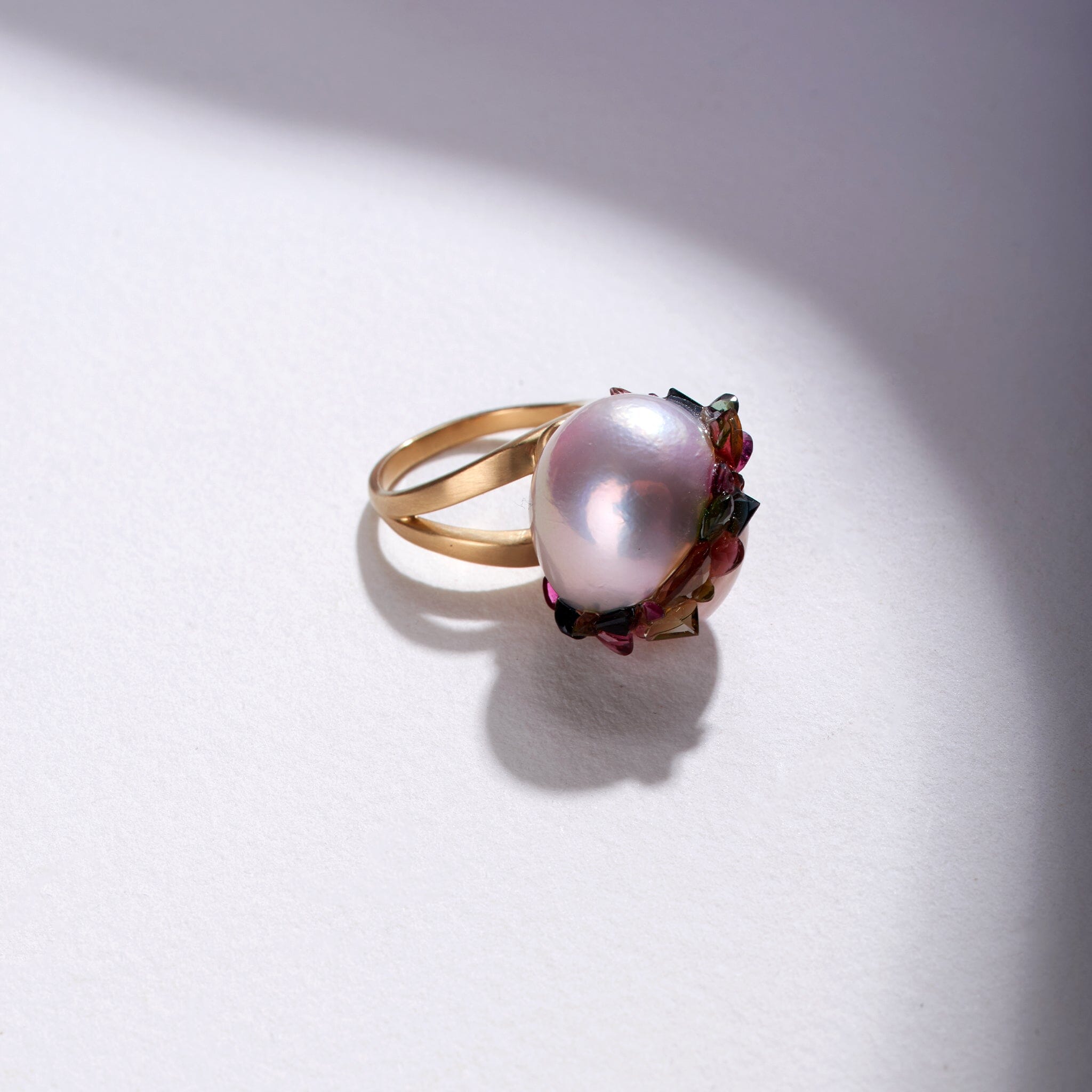 Freshwater Edison Pearl Spiral Ring with Tourmaline