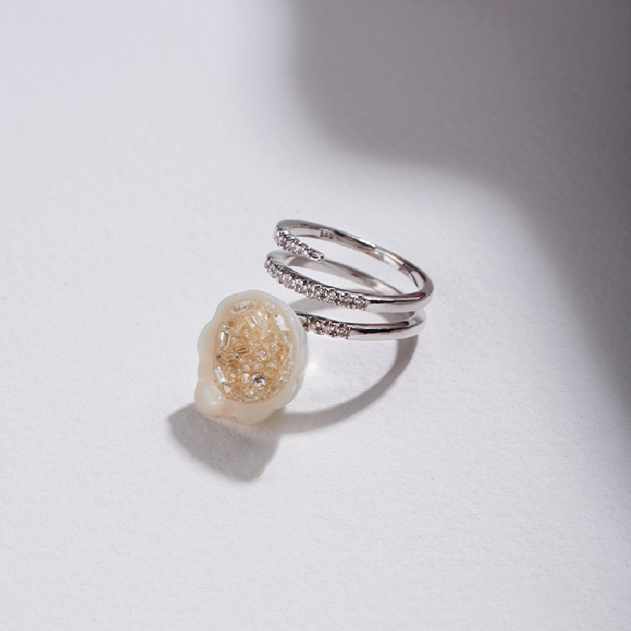 White South Sea Baroque Pearl Geode Diamond Spiral Ring with White Diamond Mix