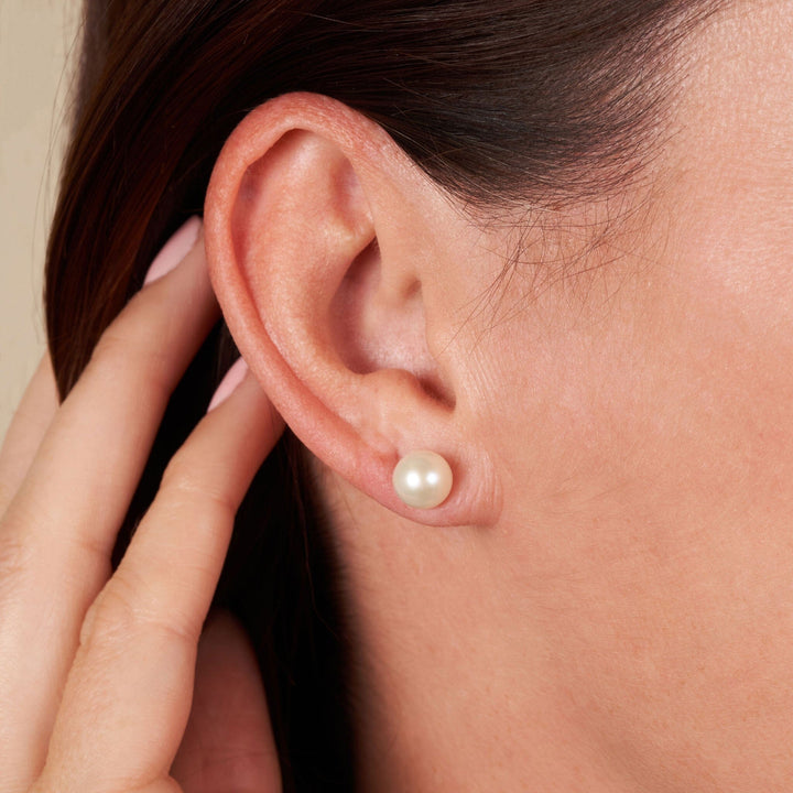 7.5-8.0 mm AAA White Freshwater Pearl Stud Earrings