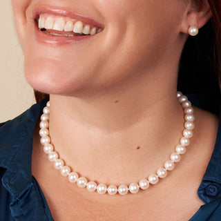 Personalized 18 Inch 8.5-9.0 mm AAA White Freshwater Pearl Square Clasp Necklace
