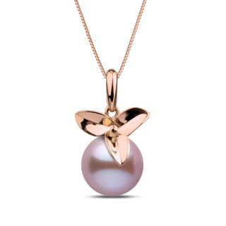 Blossom Collection 8.5-9.0 mm Lavender Freshadama Pearl Pendant in white-gold-1 on a Box Chain