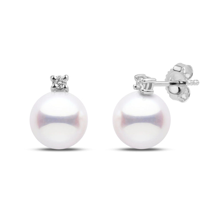 8.5-9.0 mm hanadama Pearl earrings with white gold studs on a white background
