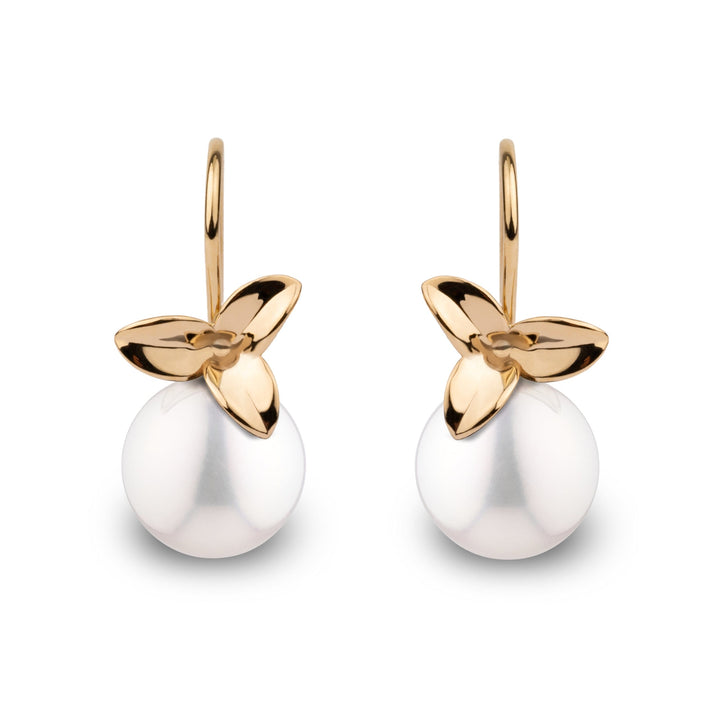 Elegant Floral design 14K gold earrings with an 8.5-9.0 mm White freshadama freshwater pearl. Yellow Gold.