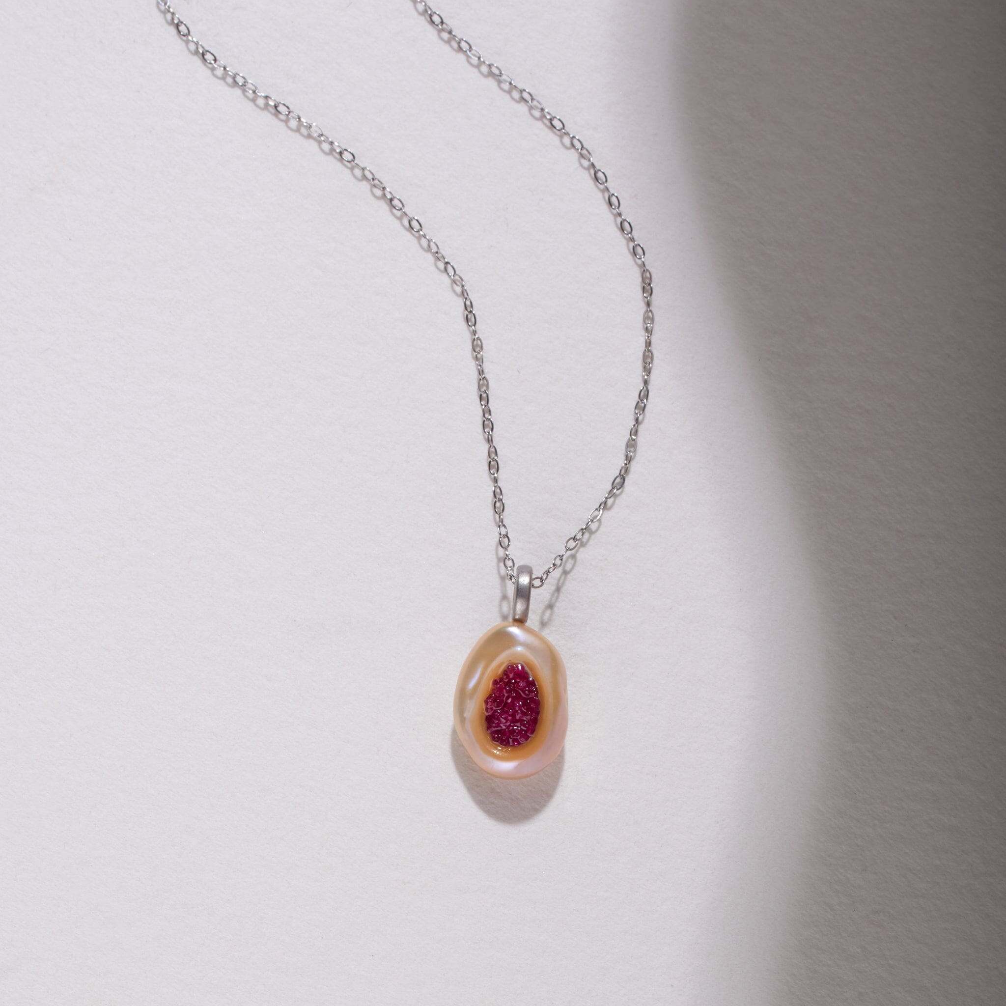 Piccolo Finestrino Collection Freshwater Pearl Pendant with Ruby