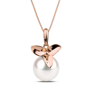 Blossom Collection 9.0-9.5 mm Akoya Pearl Pendant featuring a lustrous white Akoya pearl set with a polished rose gold floral motif on a delicate chain.
