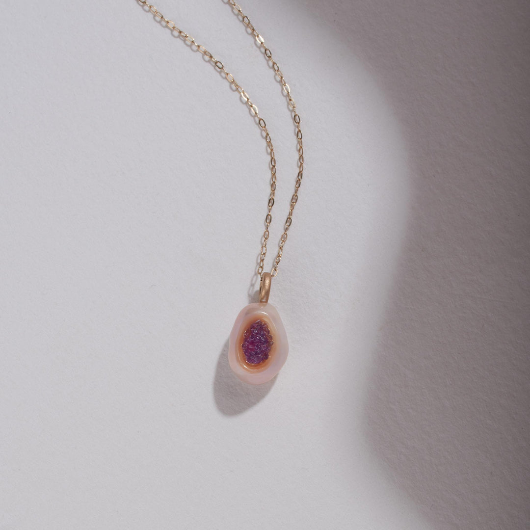 Piccolo Finestrino Collection Freshwater Pearl Pendant with Amethyst