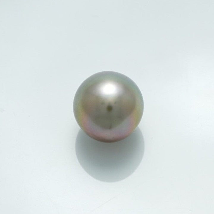 10.2 x 10.0 mm Fijian Drop Pearl displaying a smooth surface with a subtle iridescent sheen in soft gray hues, ideal for fine pearl jewelry designs.