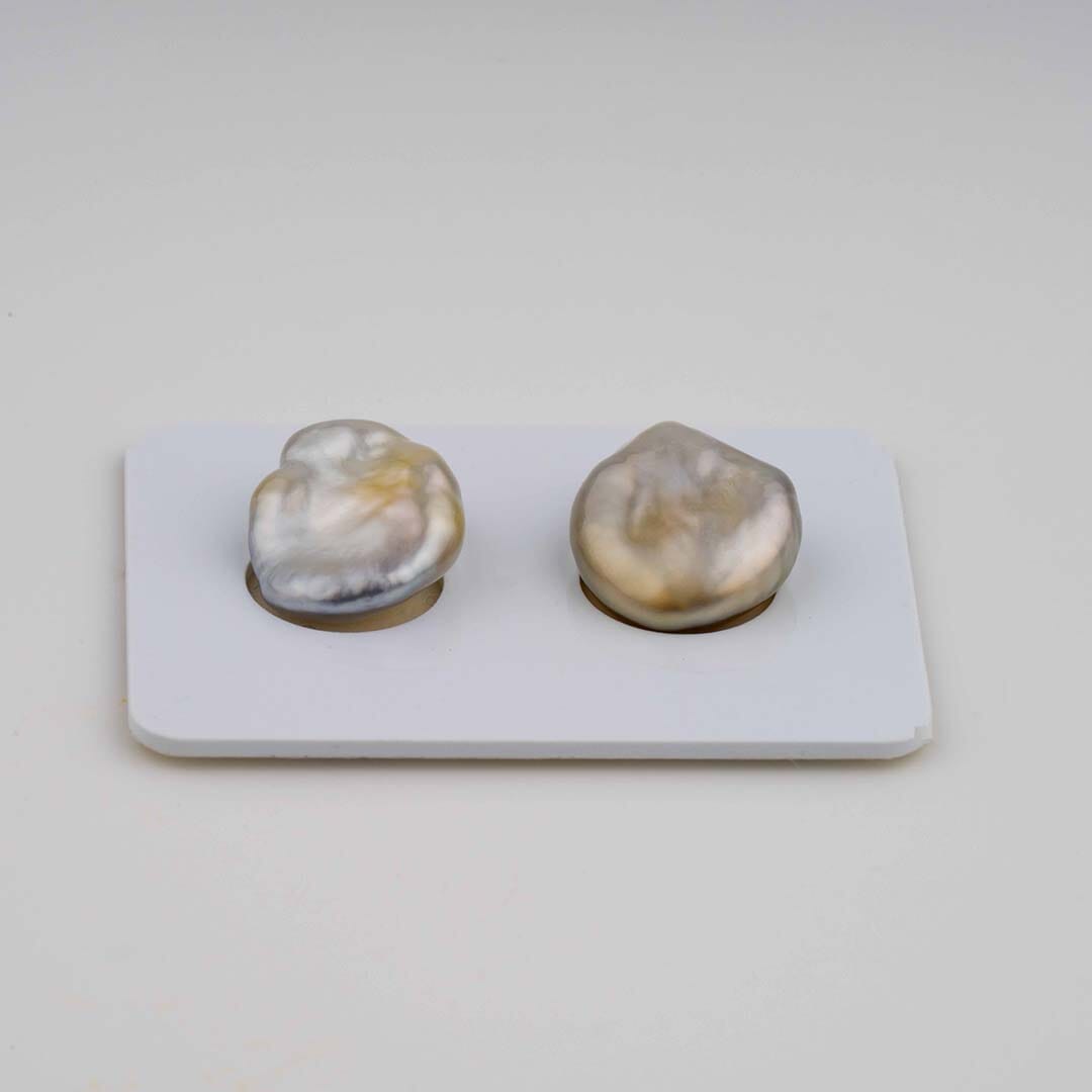 6 - 11-12 mm Fijian Keshi Pair