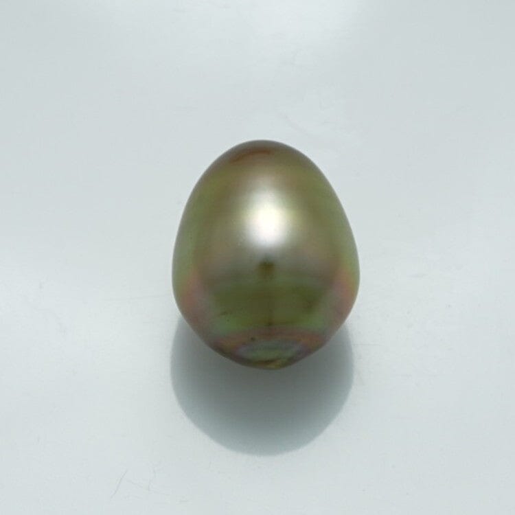 Single lustrous 13.3 x 10.6 mm Fijian Drop Pearl with a unique greenish-gold hue, perfect for fine pearl jewelry and pendant designs.