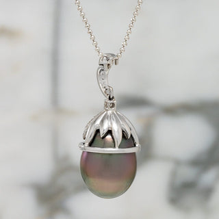 13.0-14.0 mm Tahitian Drop Pearl and Diamond Petal Pendant, detail