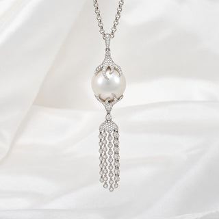 18.4 mm White South Sea Pearl and Diamond Pendant