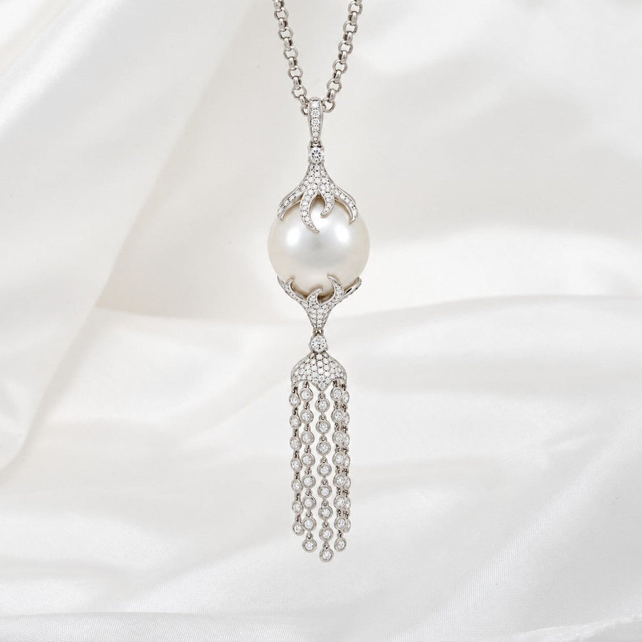 18.4 mm White South Sea Pearl and Diamond Pendant