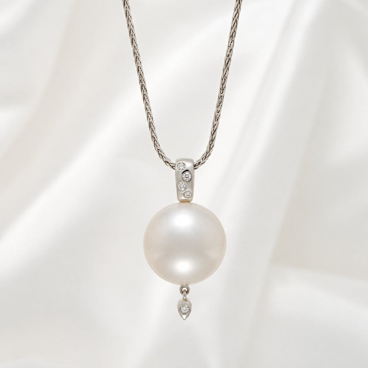 16.0-17.0 mm White South Sea Pearl and Diamond Pendant