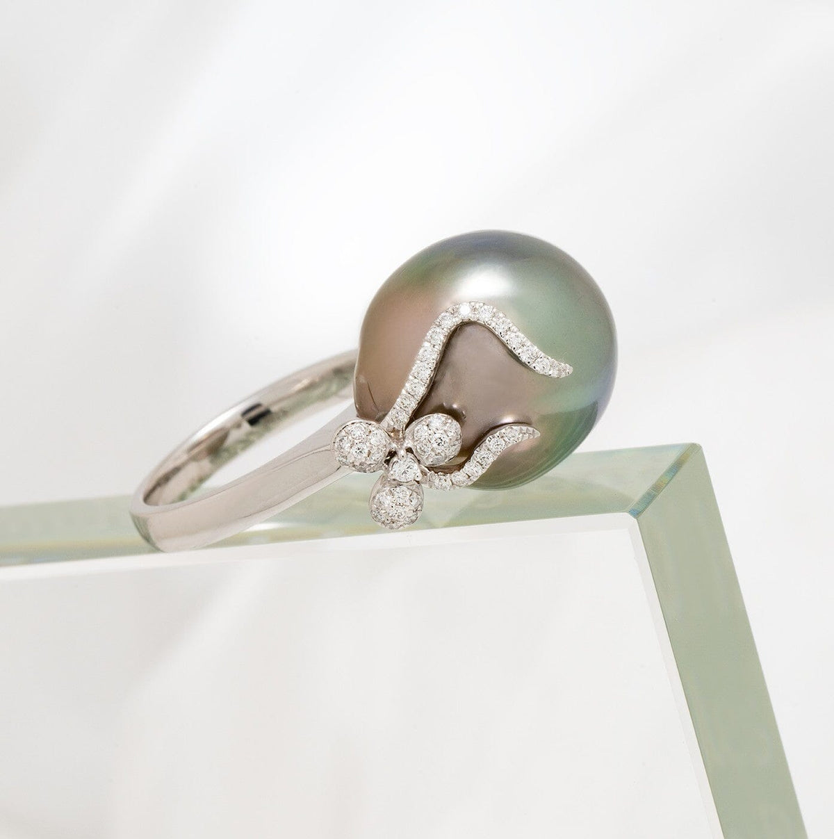 16.0-17.0 mm Tahitian Baroque Pearl and Diamond Ring