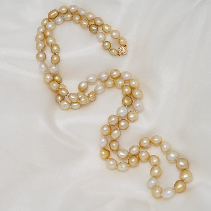 7.8–11.1 mm mixed South Sea keshi pearl and diamond necklace
81 mixed South Sea keshi pearls · 23.9 momme · approx. 35 inches 