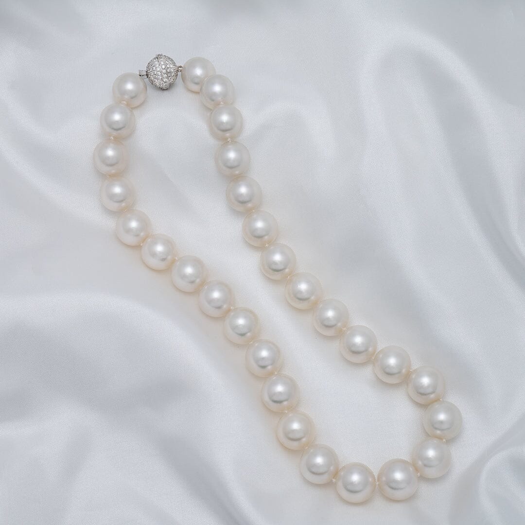 13.0–14.3 mm round South Sea pearl and diamond necklace
