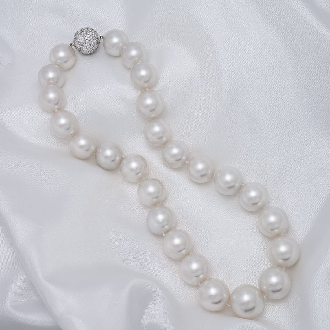 15.0–18.1 mm round South Sea pearl and diamond necklace