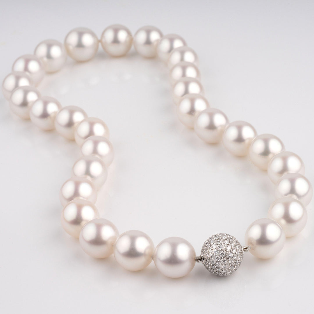 13.0-15.8 mm White South Sea Pearl Necklace layout diamond clasp