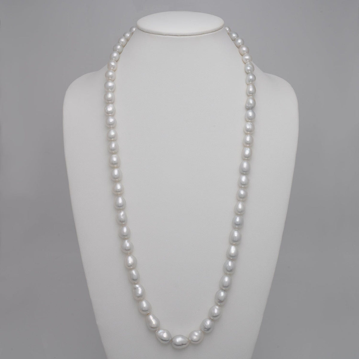 9.3–13.0 mm baroque South Sea pearl necklace on bust