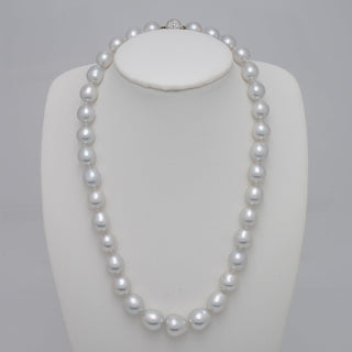 10.0–13.4 mm semi-baroque South Sea pearl and diamond necklace on bust