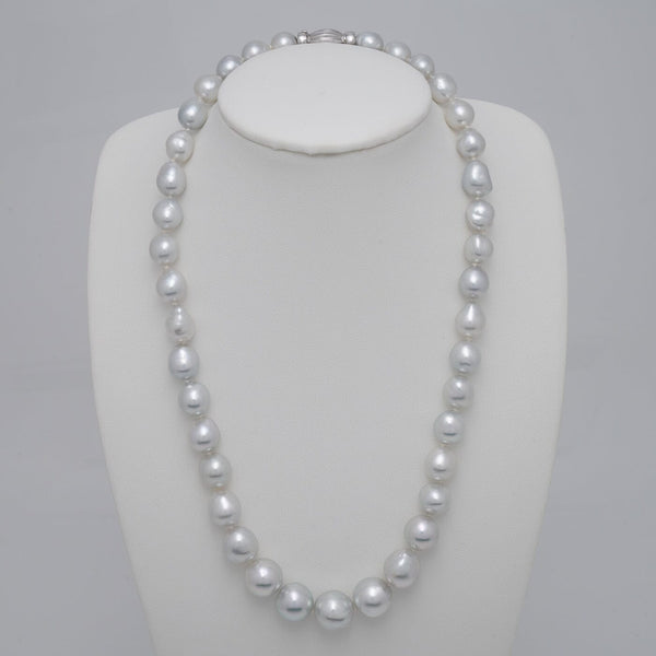 9.3–13.4 mm semi-baroque South Sea pearl necklace on bust