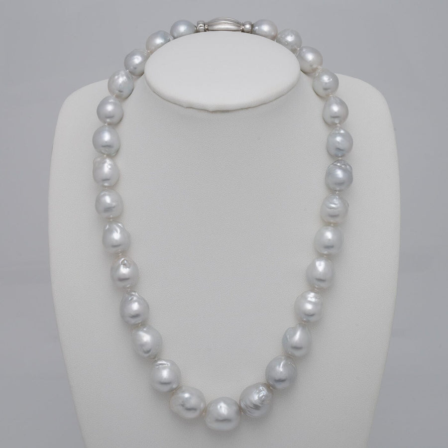 12.0–15.8 mm baroque South Sea pearl necklace on bust