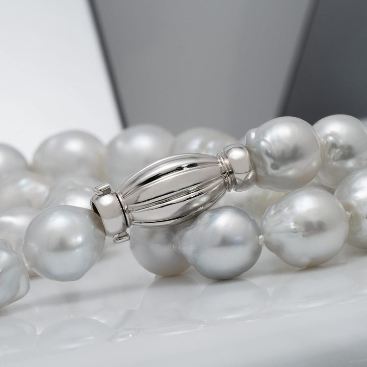 29 baroque South Sea pearls · 24.4 momme · approx. 18.25 inches · 18K white gold clasp