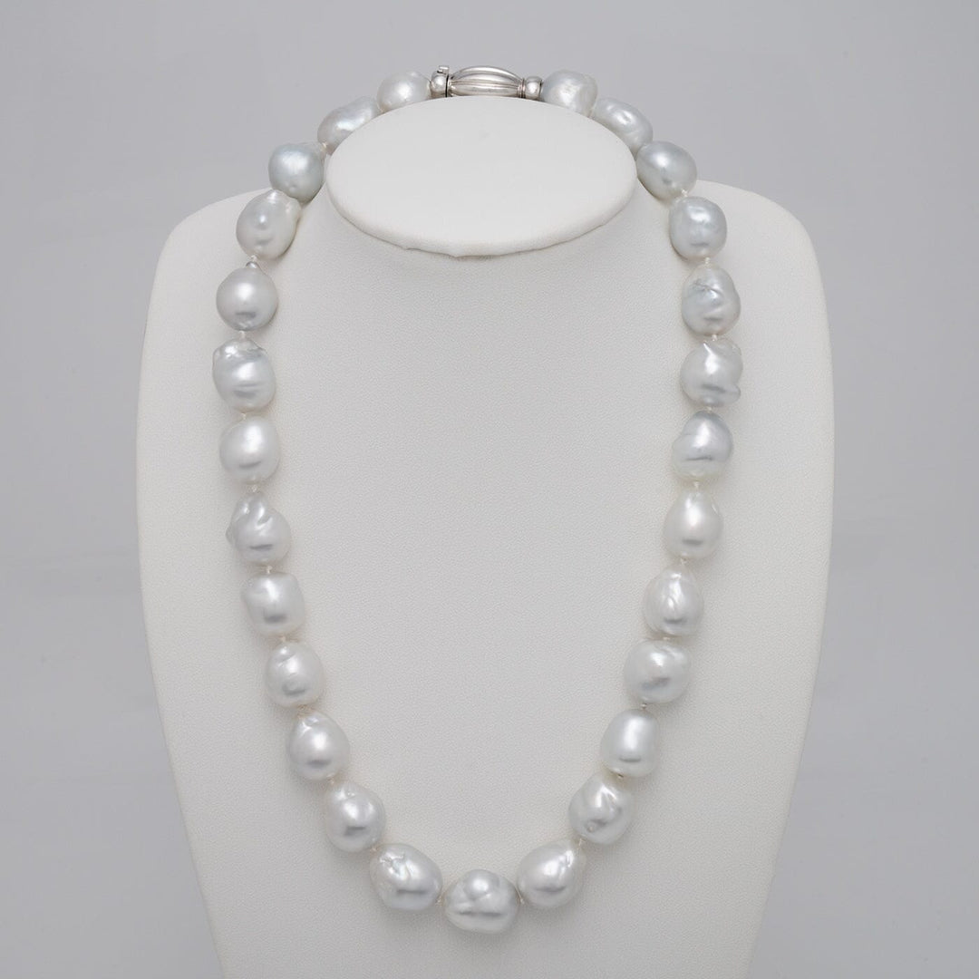 13.4–15.0 mm baroque South Sea pearl necklace on bust