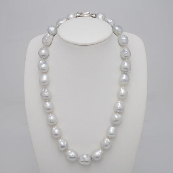 13.4–15.0 mm baroque South Sea pearl necklace on bust