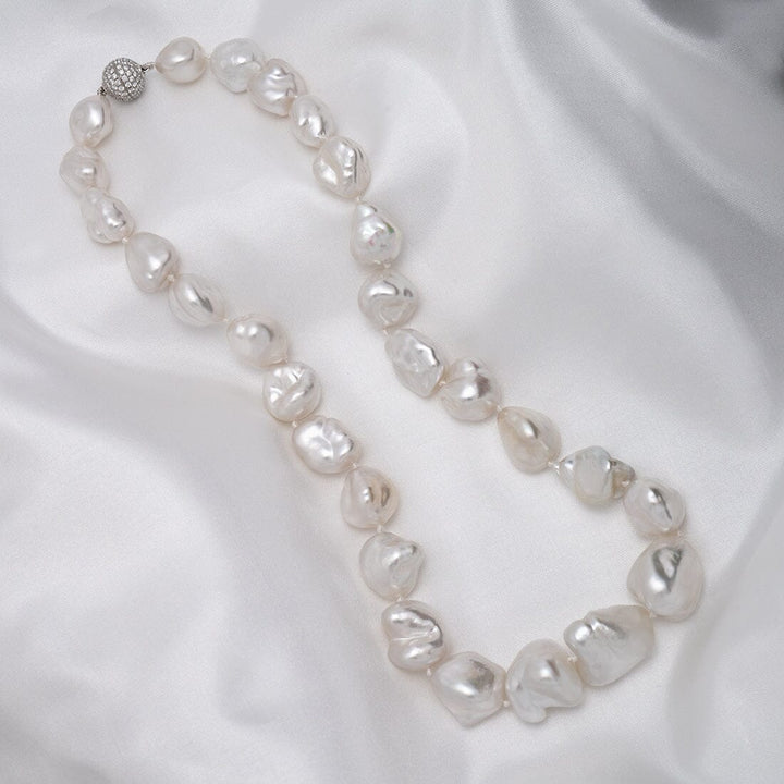 11.2–17.0 mm White South Sea keshi pearl and diamond necklace