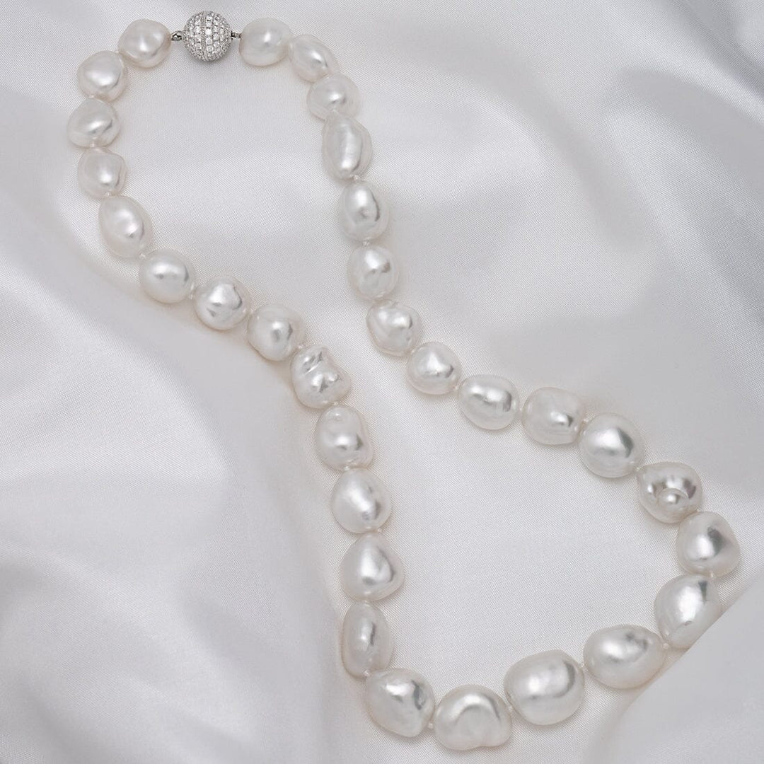11.1–14.9 mm white South Sea keshi pearl and diamond necklace