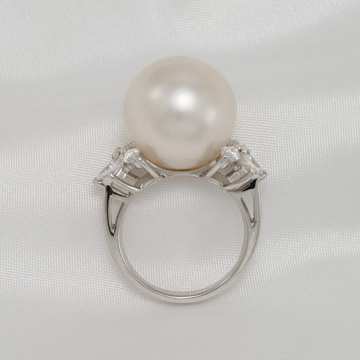 15.3 mm White South Sea Pearl and 0.92 ct Diamond Ring, Sz 6, Platinum