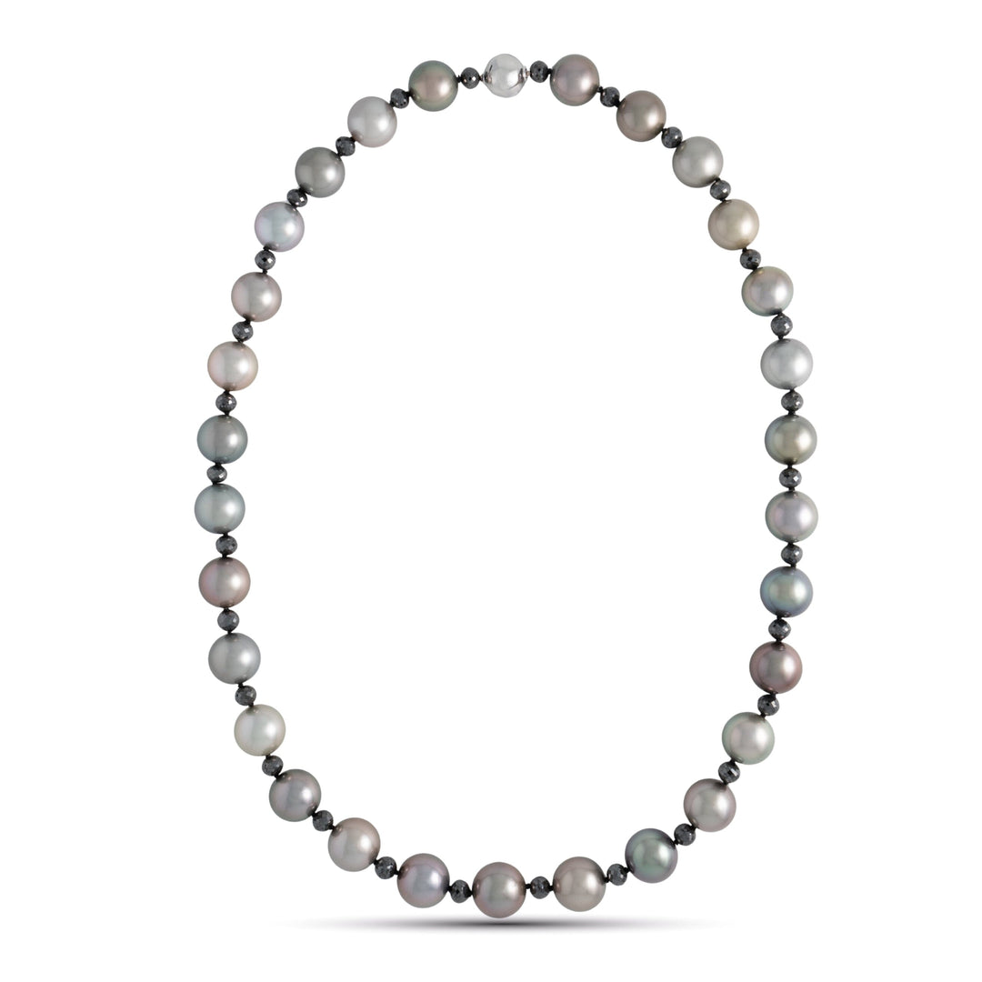 15.0–16.4 mm AAA Tahitian Round Pearl and Black Diamond Necklace, 27 inches
