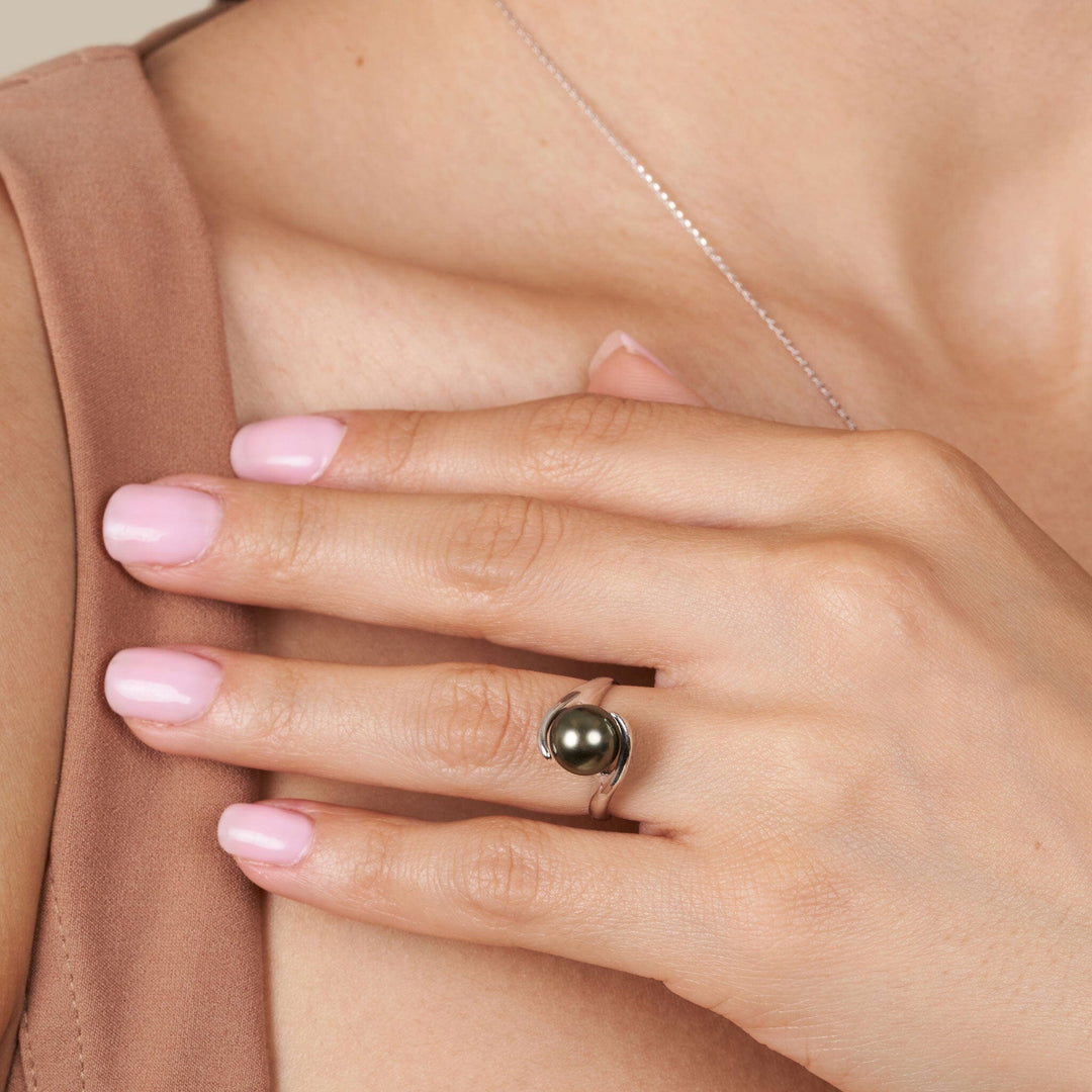Embrace Collection Tahitian Pearl Ring White Gold on model 3