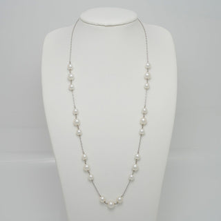 TC-26: 6.5-9.0 mm Hanadama Akoya Pearl Tin Cup Necklace