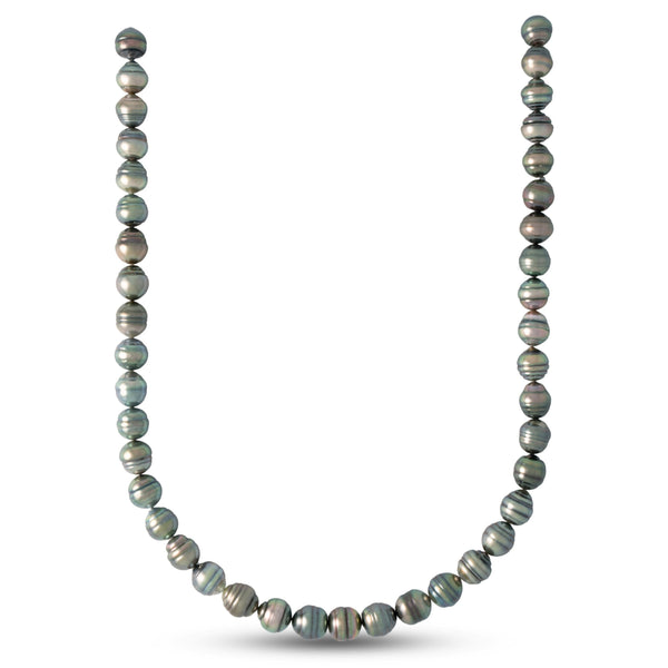 This one-of-a-kind Tahitian pearl necklace features circled baroque pearls measuring 10.0–11.0 mm.