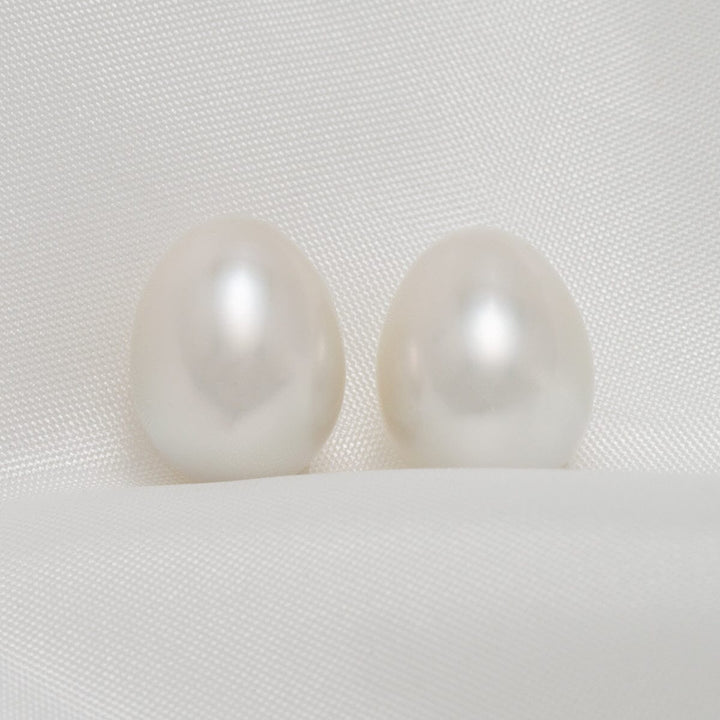 10 x 13.5 mm Tear Drop White South Sea Pair