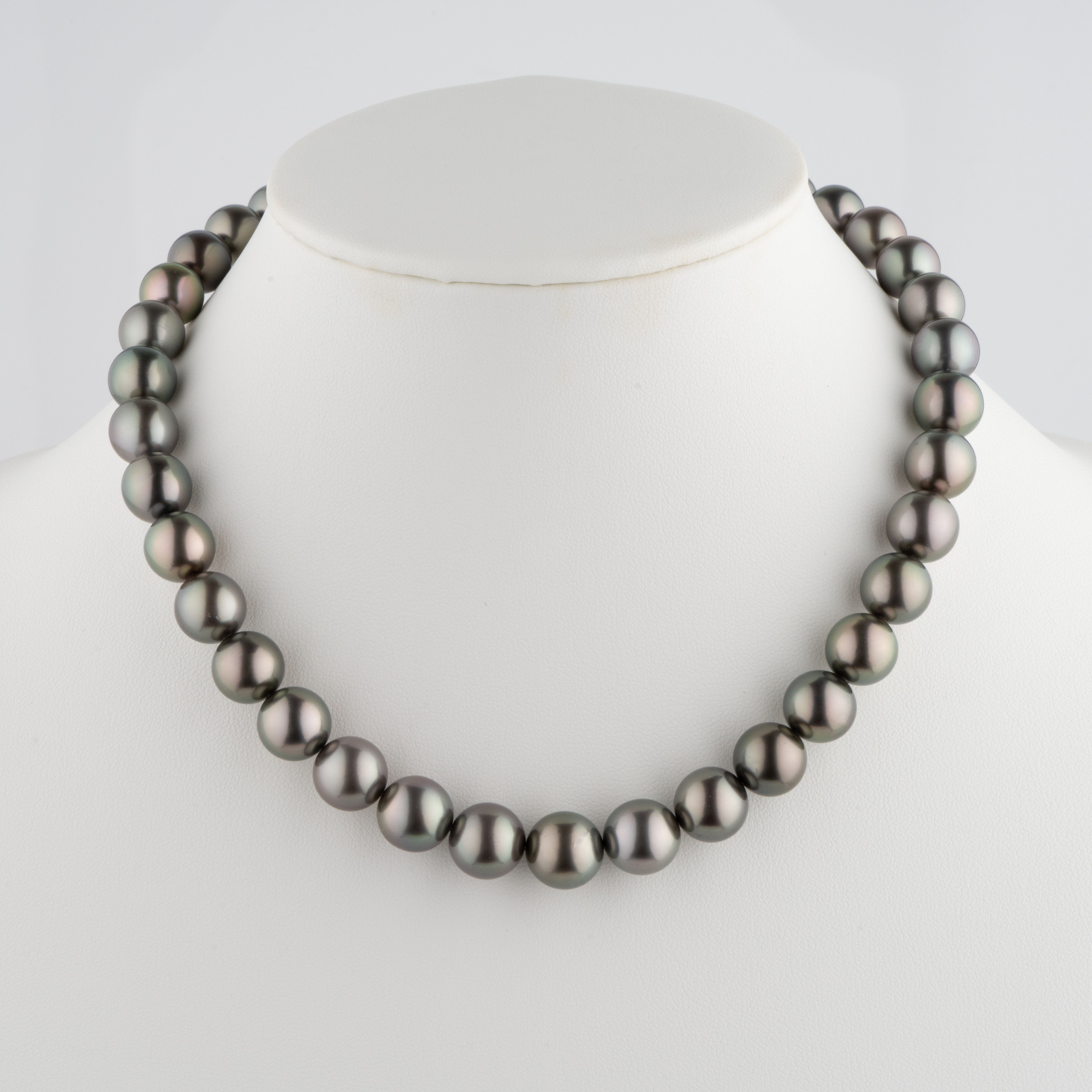 10.0-12.5 mm AAA Tahitian Round Pearl Necklace – Pearl Paradise