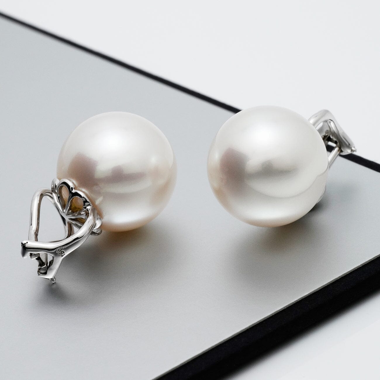 Assael Collection: 10.8 x 10.1 & 10.9 x 10 mm South Sea Pearl