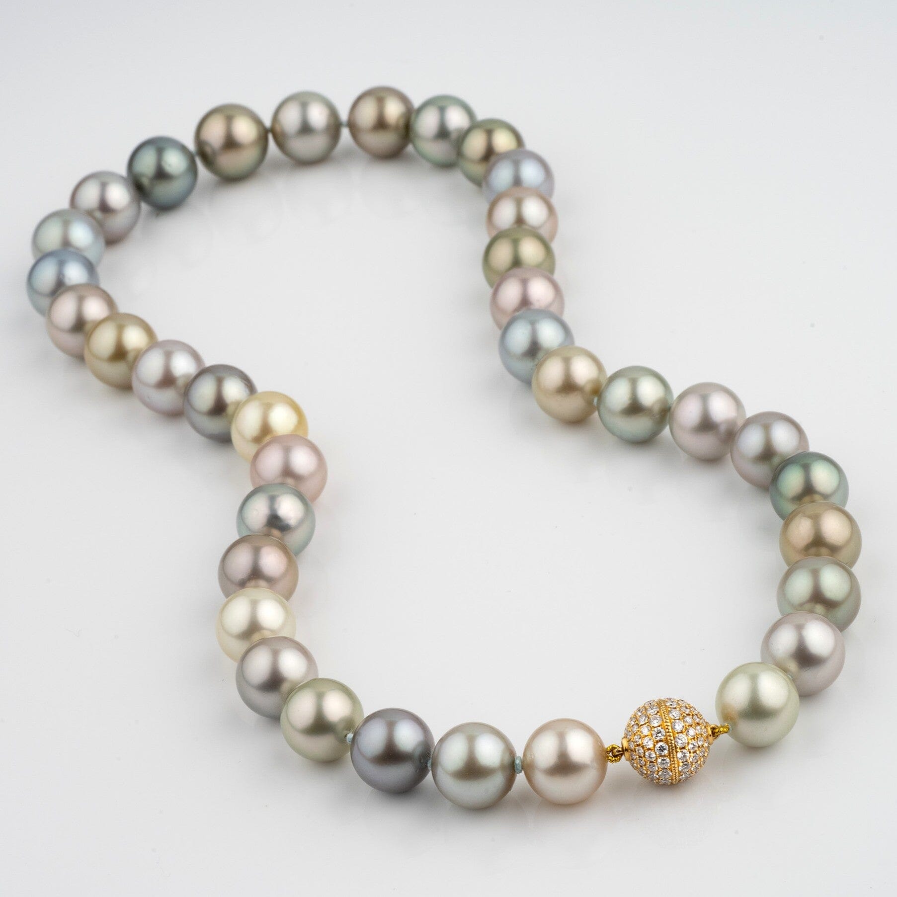 Assael Collection: 10.9–13.3 mm Fijian Pearl Necklace | Pearl Paradise