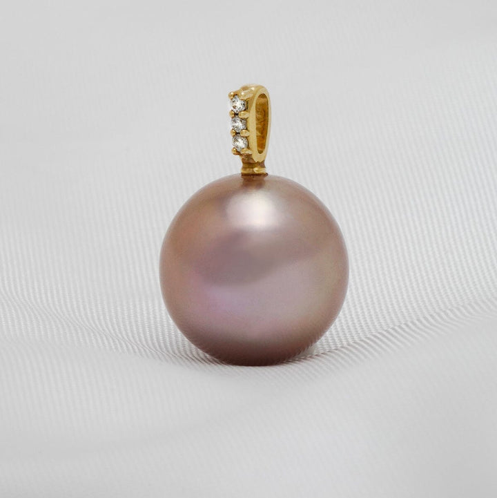 K-28: 11.8 mm Lavender Japan Kasumi 14k Gold and Diamond Pendant