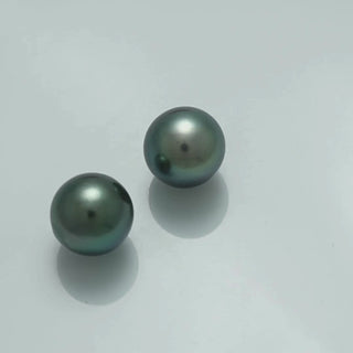9.5 x 9.3 mm and 9.4 x 9.2 mm Fijian Pearl Pair