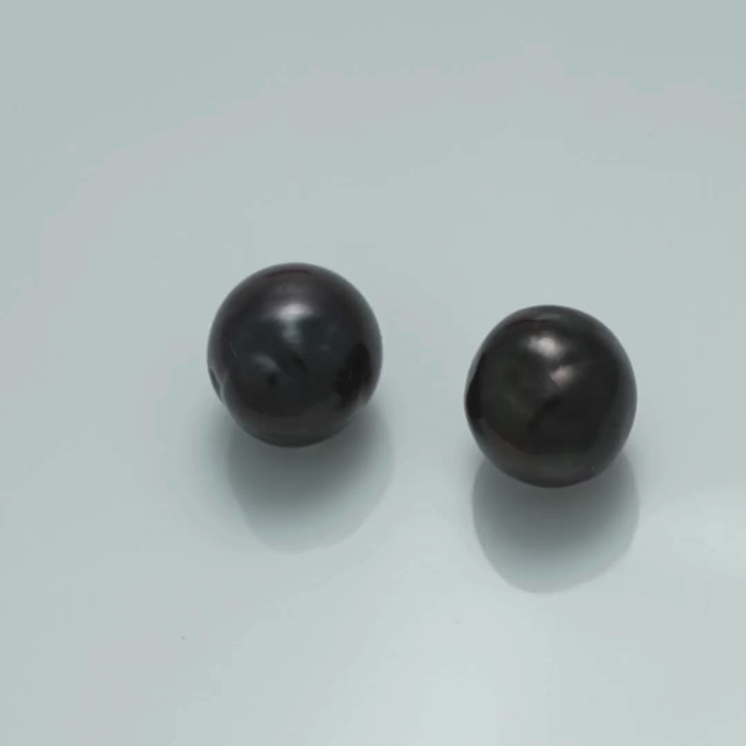 12.4 x 11.6 x 11.3 mm and 12.9 x 11.4 x 11.2 mm Fijian Baroque Pearl Pair