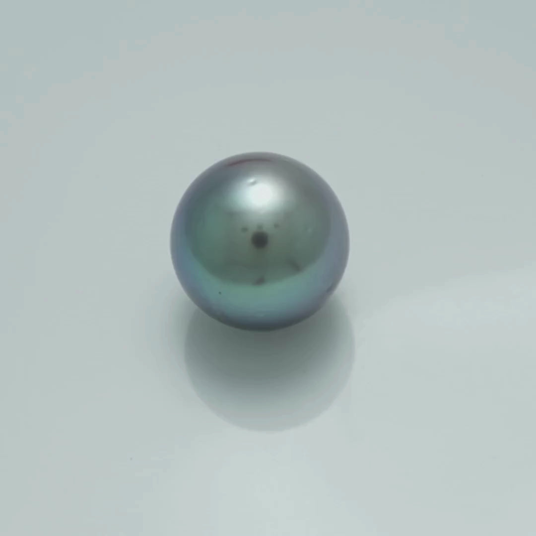 13.3 x 13.3 mm Fijian Pearl
