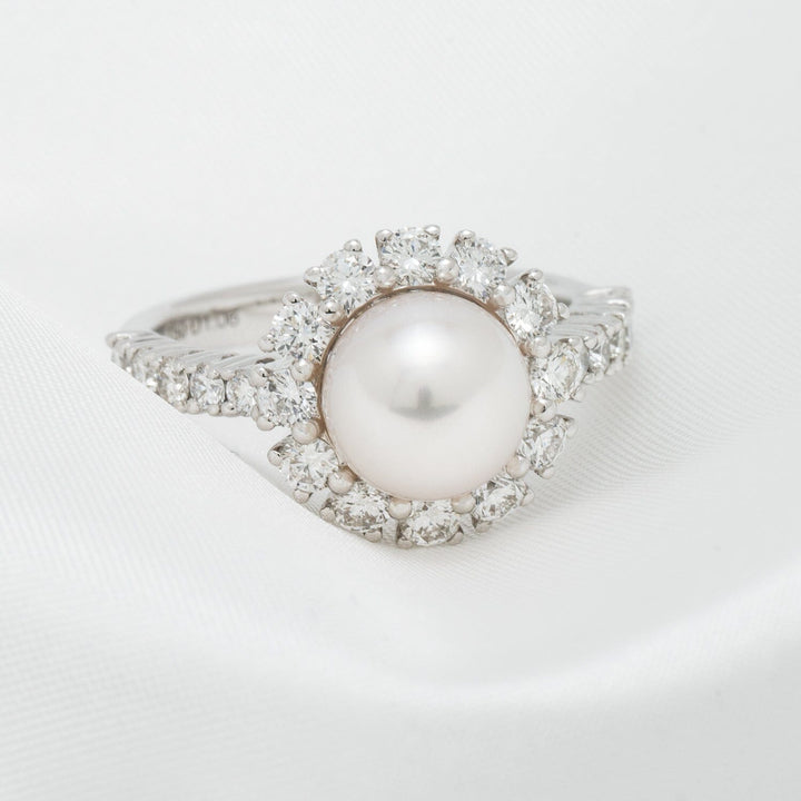 8-8.5 mm Akoya Pearl and Diamond Ring 18K White Gold