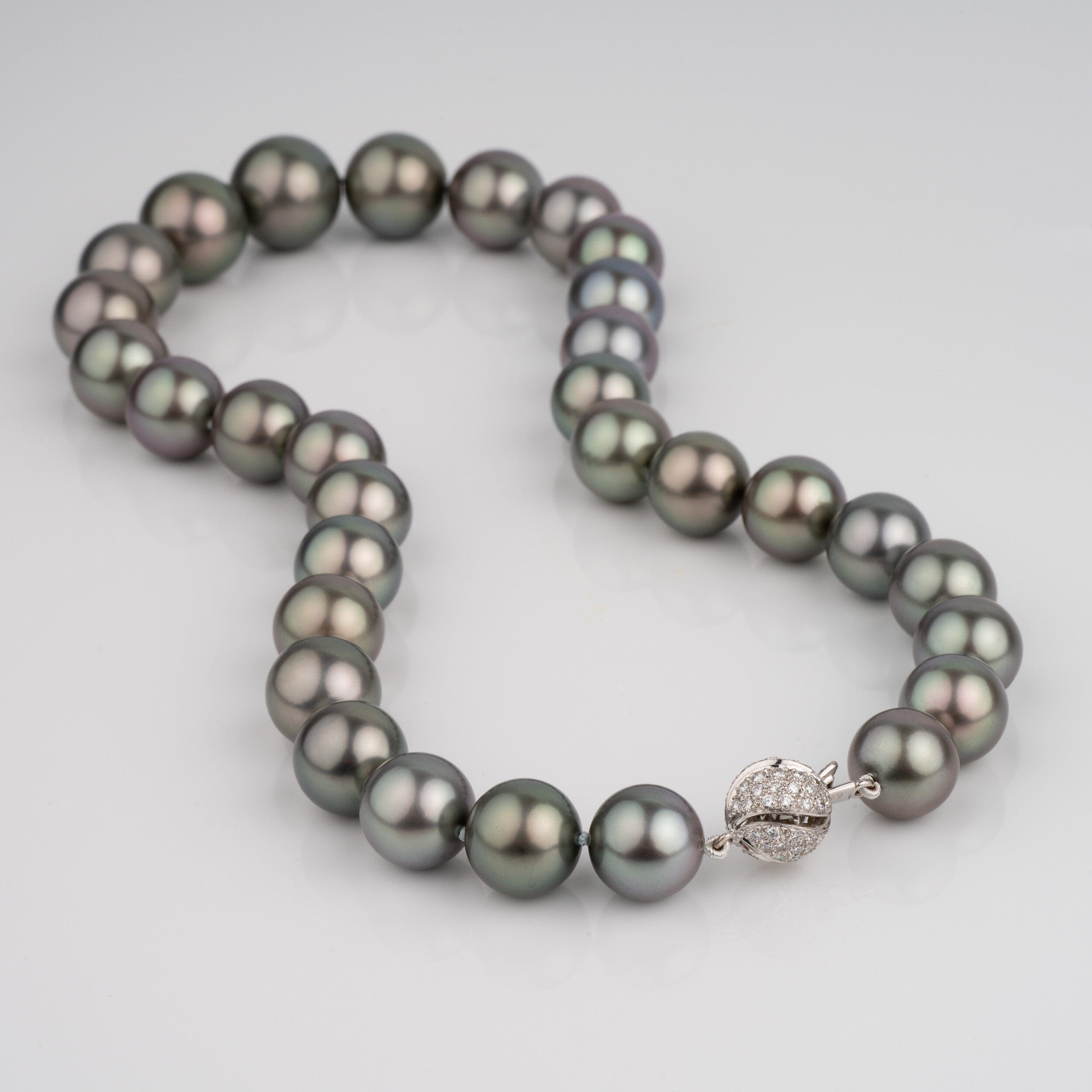 Tahitian Peacock Pearl Necklace 11.5–16.3 mm AAA | Pearl Paradise