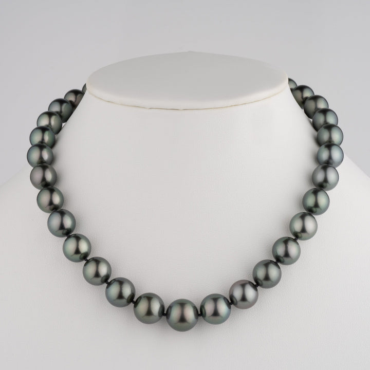 AAA Tahitian Pearl Necklace 11.1–13.9 mm Natural Color bust
