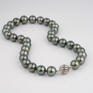 AAA Tahitian Pearl Necklace 11.1–13.9 mm Natural Color laid out
